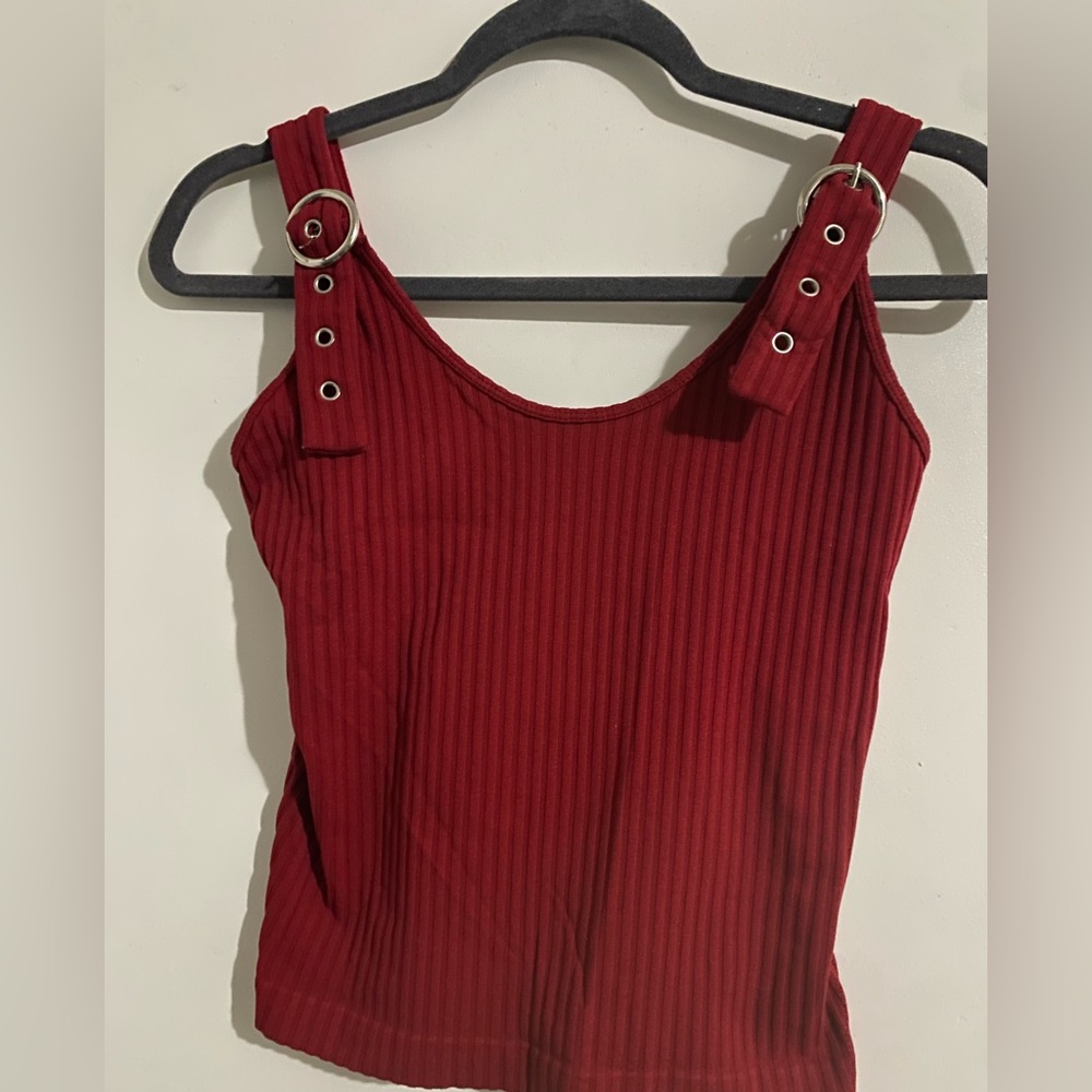 Red Tank Top🥵🚨❤️‍🔥💋